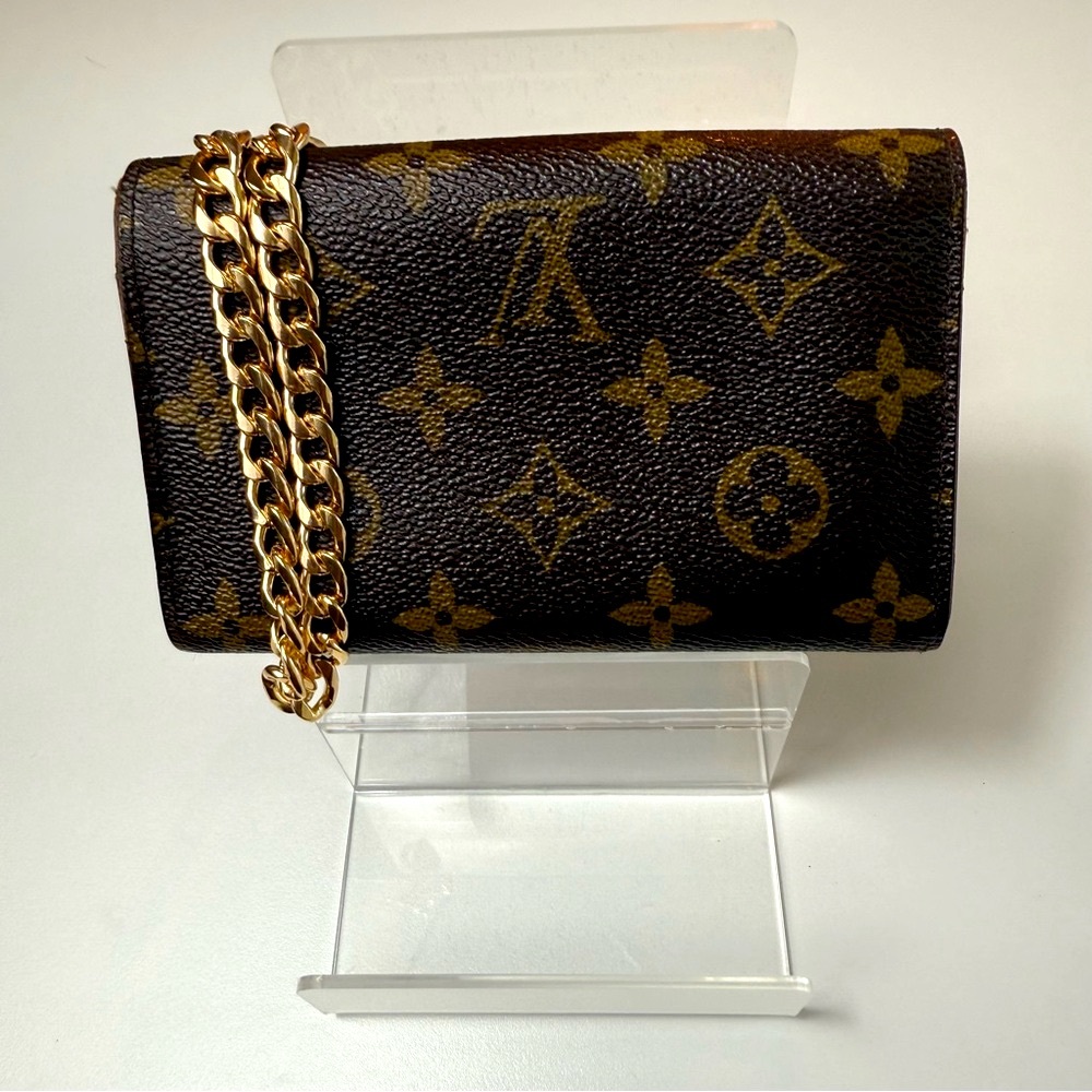 Authentic LOUIS VUITTON Micro Wallet / Crossbody Vintage 1992 Collection - Picture 4 of 13